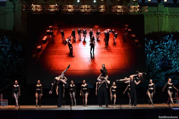 Created by PhotoWatermark Professional